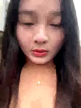 Snapshot of chenyu0308 chatting on 09-21-25, 07:54 chenyu0308 online show from 09-21-25, 07:54