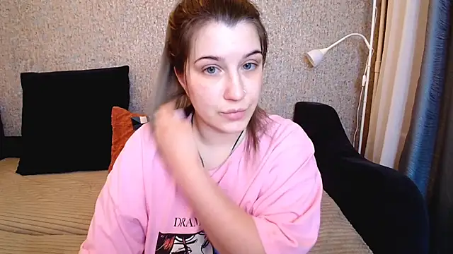 CherryZlata online show from 12-19-25, 06:37