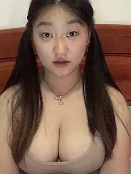 xialuo25 online show from 03-10-26, 06:51