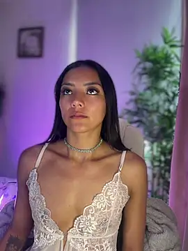 im-isabella online show from 07-25-26, 01:19