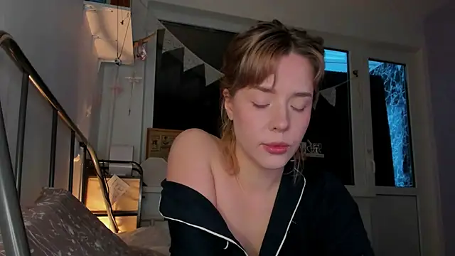  CuteAsFuck  online show from 02-11-26, 01:49