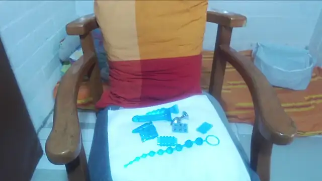 Snapshot of rose-crystal chatting on 02-05-26, 09:19 rose-crystal online show from 02-05-26, 09:19