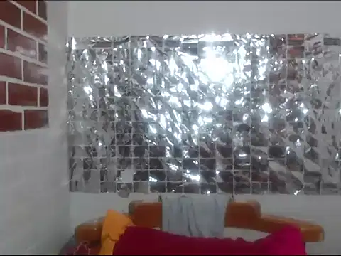 Snapshot of rose-crystal chatting on 02-14-26, 12:07 rose-crystal online show from 02-14-26, 12:07