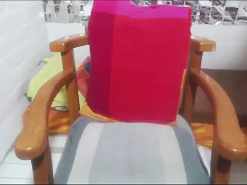 Snapshot of rose-crystal chatting on 02-19-26, 10:50 rose-crystal online show from 02-19-26, 10:50