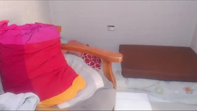 Snapshot of rose-crystal chatting on 03-13-26, 10:05 rose-crystal online show from 03-13-26, 10:05