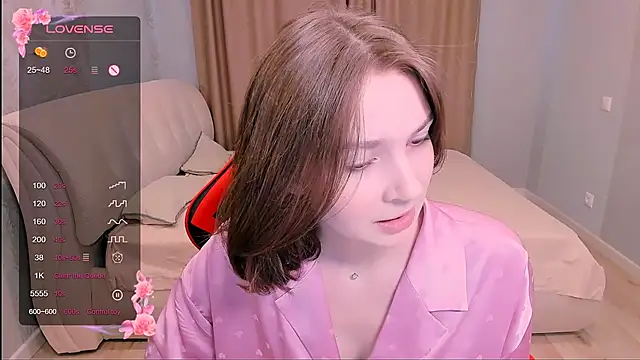 Snapshot of Nika_Whiter chatting on 09-13-25, 01:11 Nika Whiter online show from 09-13-25, 01:11