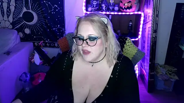 Kinky Witch online show from 03-28-26, 04:34