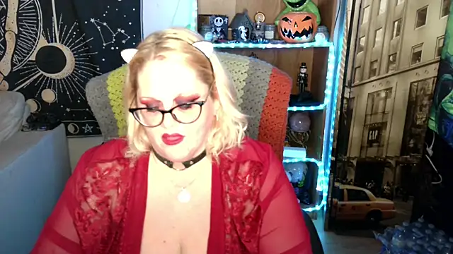 Kinky Witch online show from 04-28-26, 02:27