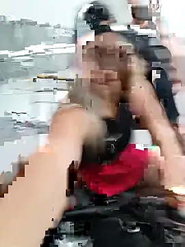 Snapshot of Belinda-Naughty chatting on 11-02-25, 03:58 Belinda-Naughty online show from 11-02-25, 03:58