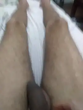 GuilhermeYuree online show from 09-24-25, 07:12