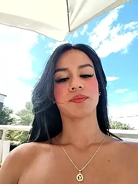Snapshot of Juliana_Xander chatting on 09-10-25, 02:17 Juliana Xander online show from 09-10-25, 02:17
