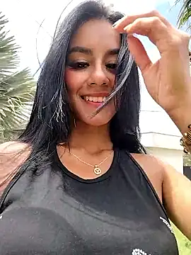 Snapshot of Juliana_Xander chatting on 09-22-25, 03:47 Juliana Xander online show from 09-22-25, 03:47