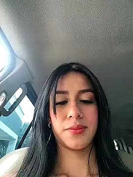Snapshot of Juliana_Xander chatting on 10-11-25, 02:48 Juliana Xander online show from 10-11-25, 02:48