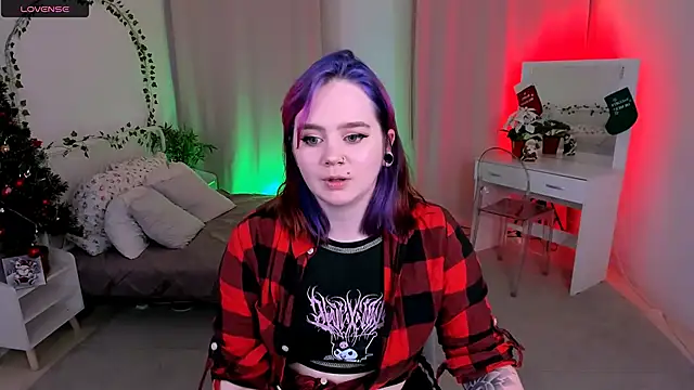 Snapshot of lunaalli chatting on 12-16-25, 09:20 lunaalli online show from 12-16-25, 09:20