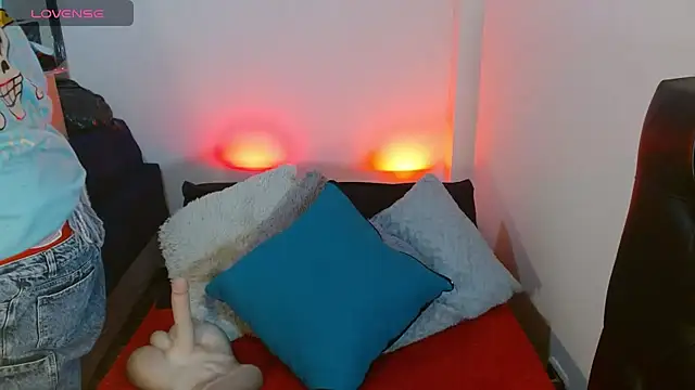 KrystalAdams online show from 09-18-25, 12:51