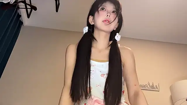 Snapshot of kiraa-0051 chatting on 02-01-26, 01:42 kiraa-0051 online show from 02-01-26, 01:42