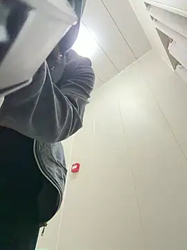 Snapshot of Ninazhang chatting on 01-10-26, 01:40 Ninazhang online show from 01-10-26, 01:40