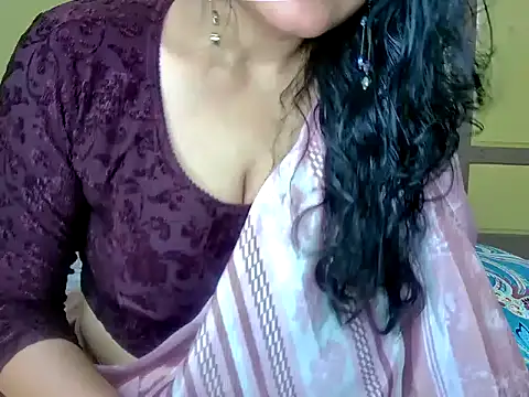 Snapshot of MasTANIYA chatting on 11-30-25, 01:26 MasTANIYA online show from 11-30-25, 01:26