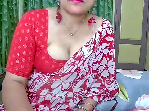 Snapshot of MasTANIYA chatting on 12-22-25, 02:14 MasTANIYA online show from 12-22-25, 02:14