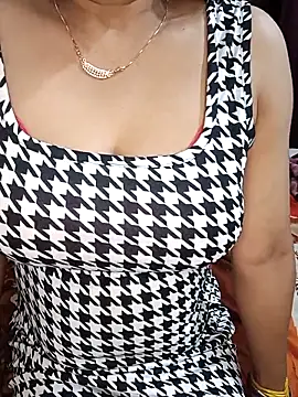 Snapshot of MasTANIYA chatting on 02-15-26, 04:14 MasTANIYA online show from 02-15-26, 04:14