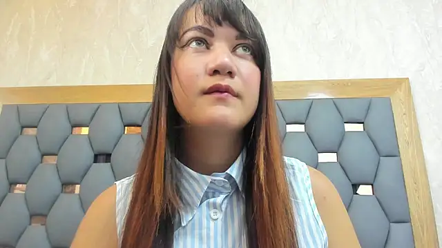 juliette pretty  online show from 10-21-25, 08:09