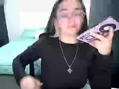 Snapshot of Came-II chatting on 01-17-26, 02:38 Came-II online show from 01-17-26, 02:38