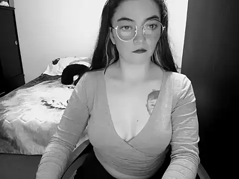 Snapshot of Came-II chatting on 02-17-26, 01:57 Came-II online show from 02-17-26, 01:57