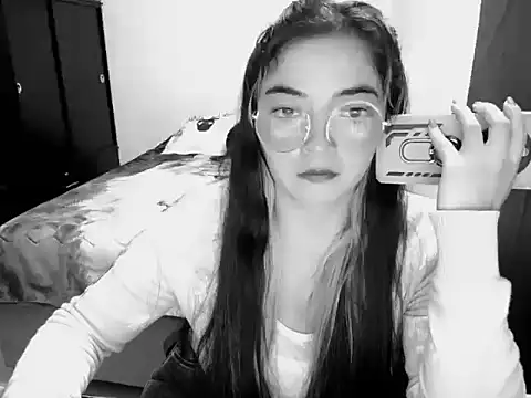 Snapshot of Came-II chatting on 02-19-26, 01:12 Came-II online show from 02-19-26, 01:12