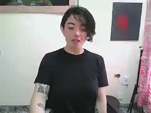 Snapshot of Came-II chatting on 06-18-26, 01:59 Came-II online show from 06-18-26, 01:59