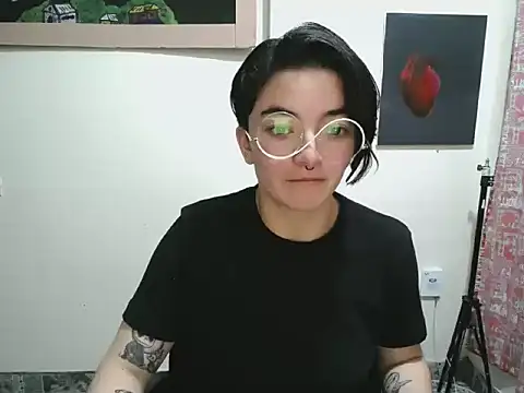 Snapshot of Came-II chatting on 06-19-26, 03:22 Came-II online show from 06-19-26, 03:22