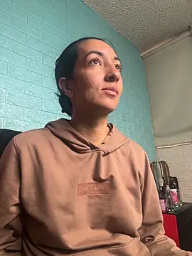 SALOME KORLAND online show from 10-28-25, 12:30