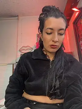 SALOME KORLAND online show from 04-18-26, 08:31