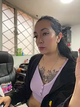 SALOME KORLAND online show from 04-27-26, 12:58