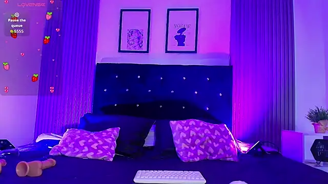 ashlycarteer online show from 12-16-25, 06:57