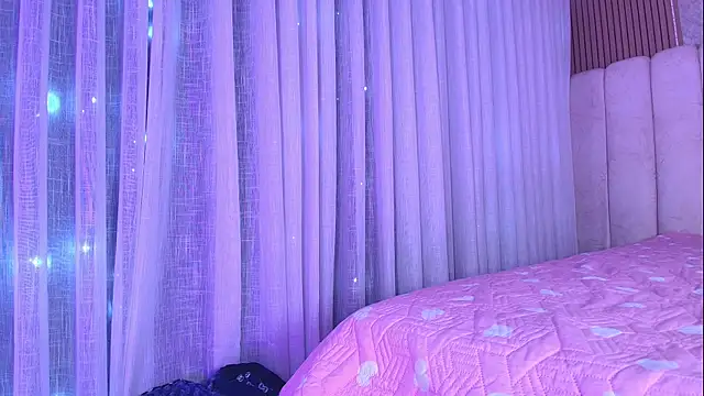 Snapshot of celeste_moonx chatting on 01-14-26, 12:00 celeste moonx online show from 01-14-26, 12:00