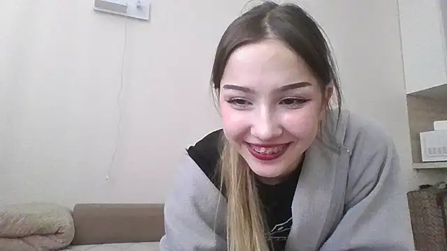 sillybloom online show from 10-05-25, 05:39