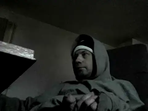 Snapshot of skateboy78 chatting on 01-23-25, 11:58 skateboy78 online show from 01-23-25, 11:58