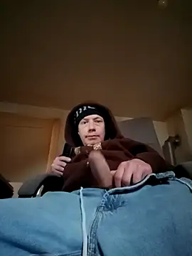 Snapshot of skateboy78 chatting on 11-09-25, 10:02 skateboy78 online show from 11-09-25, 10:02