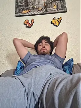 Snapshot of Chamis chatting on 11-11-25, 03:23 Chamis online show from 11-11-25, 03:23