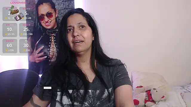 Snapshot of holydeath_1 chatting on 01-17-26, 08:23 holydeath 1 online show from 01-17-26, 08:23