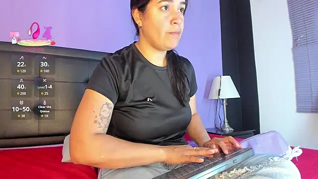 GreciaFox1 online show from 04-24-26, 12:29