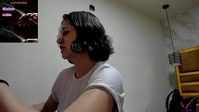 Snapshot of Luciifeer_ chatting on 12-14-25, 05:07 Luciifeer online show from 12-14-25, 05:07