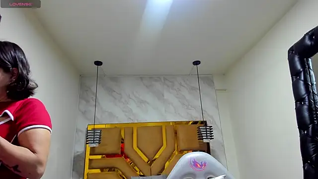 Snapshot of Luciifeer_ chatting on 01-10-26, 06:09 Luciifeer online show from 01-10-26, 06:09