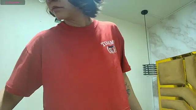 Snapshot of Luciifeer_ chatting on 01-17-26, 06:33 Luciifeer online show from 01-17-26, 06:33