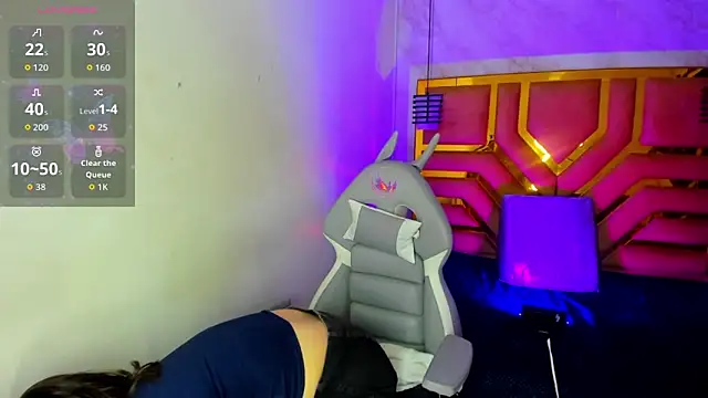 Snapshot of Luciifeer_ chatting on 02-27-26, 07:03 Luciifeer online show from 02-27-26, 07:03