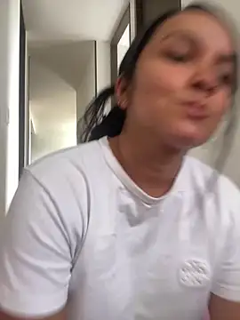 Nova Gabriela online show from 11-07-25, 03:34