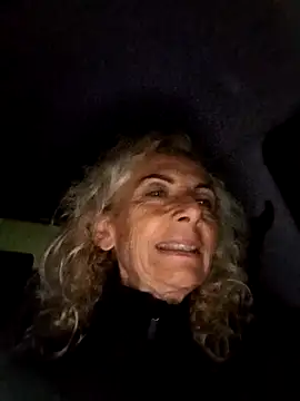 clarabell4 online show from 09-29-25, 06:46