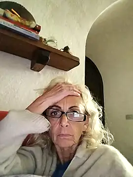 clarabell4 online show from 10-10-25, 08:30