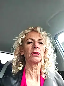 clarabell4 online show from 10-17-25, 06:38