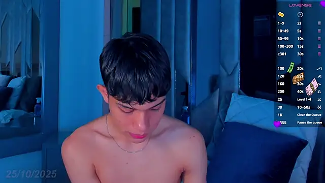 Snapshot of Sebax_Young chatting on 10-25-25, 08:47 Sebax Young online show from 10-25-25, 08:47